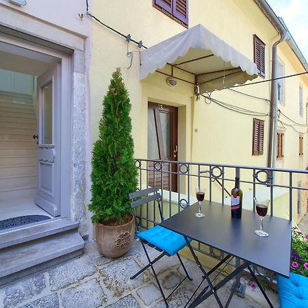 Casa Aurelia - Aurelia Design Apartment Кърк Екстериор снимка