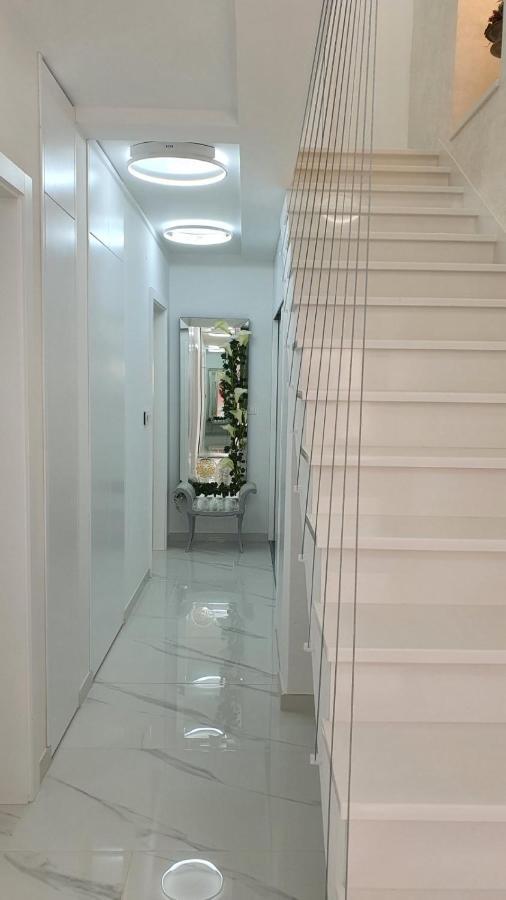 Casa Aurelia - Aurelia Design Apartment Кърк Екстериор снимка