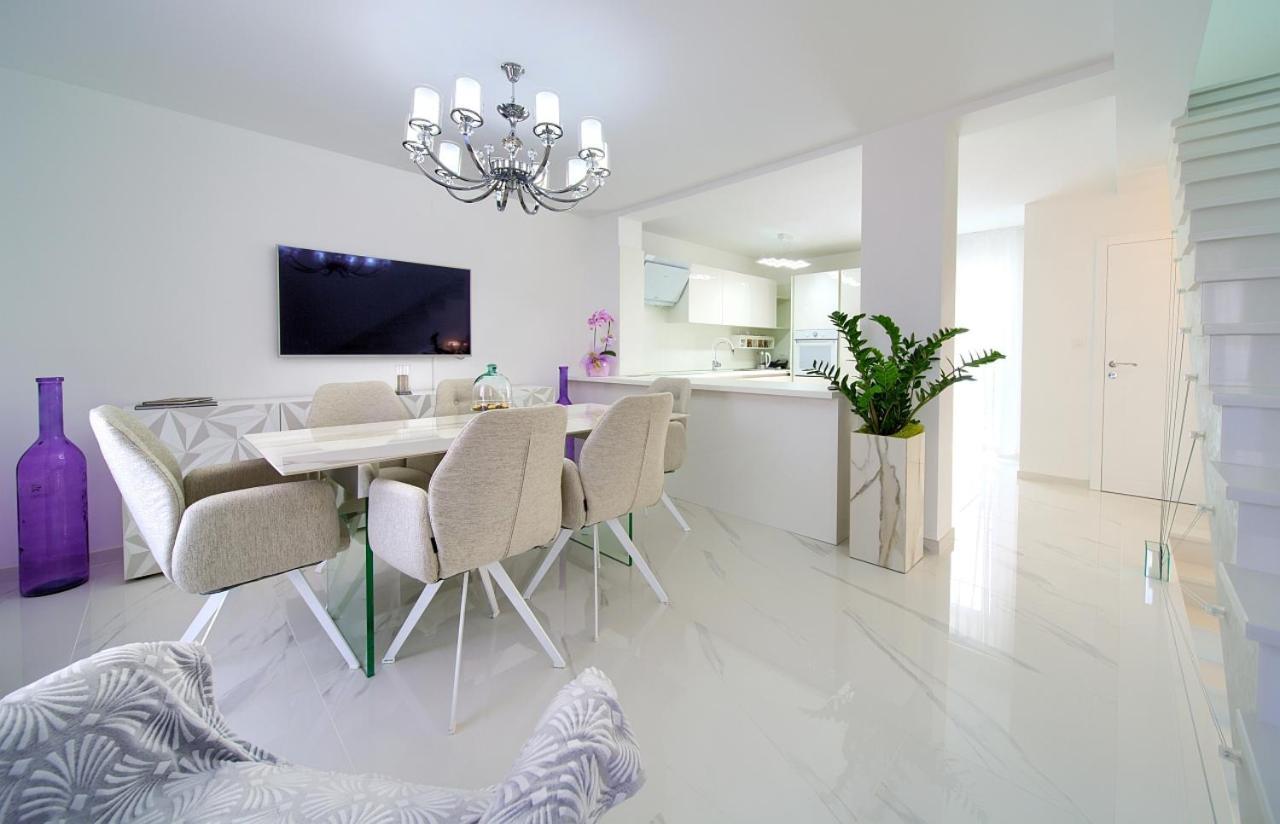 Casa Aurelia - Aurelia Design Apartment Кърк Екстериор снимка